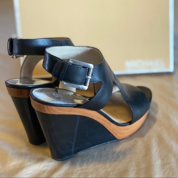 Michael Kors Wedges - Picture 3 of 3